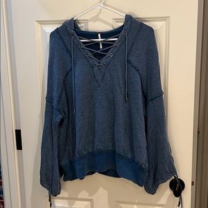 Free People blue sweatshirt